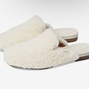 Brand New in box UGG Brand Janaya Cozy Mule